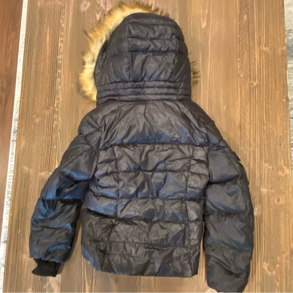 S13 size 10 girls black puffer with faux fur hood trim. - Picture 2 of 6